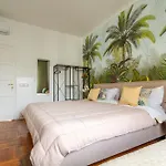 Casa Flavia